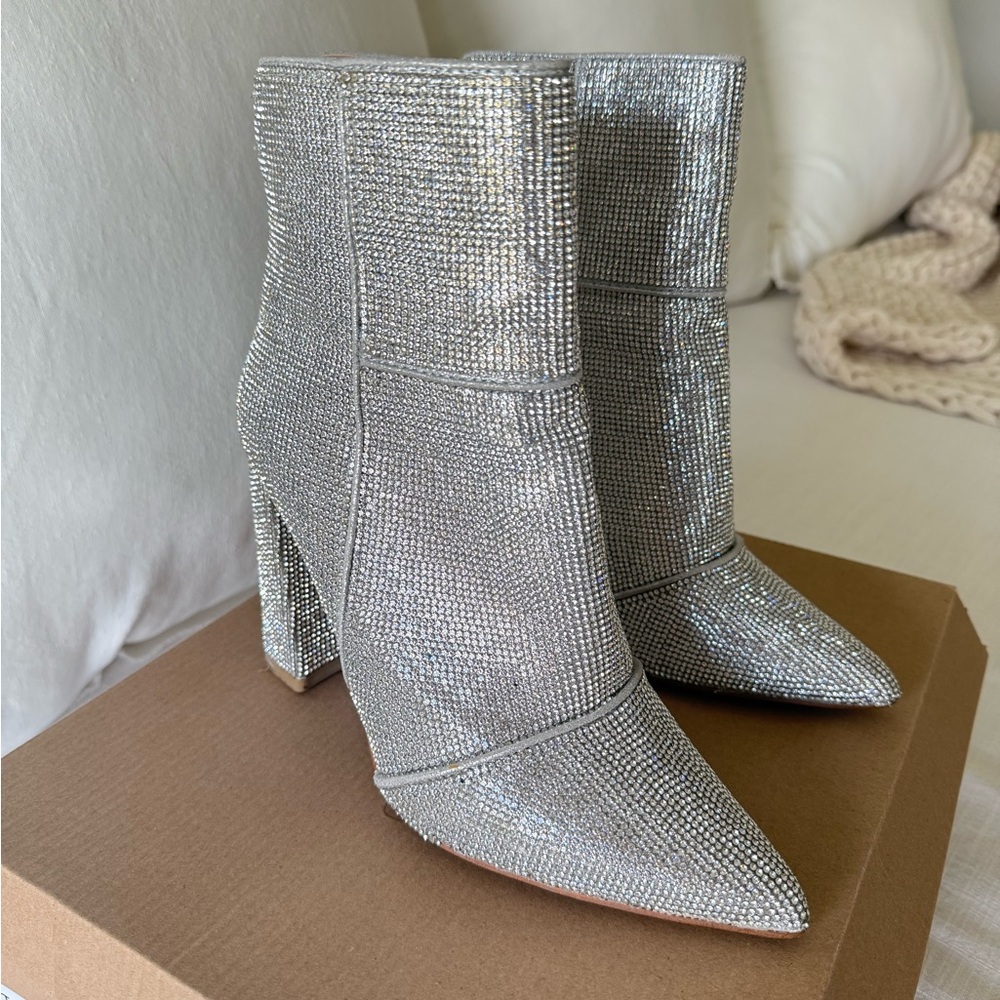 Steve Madden Shimmering Silver Heeled Boots